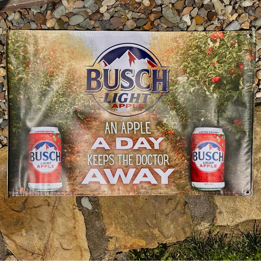 CUSTOM BANNER